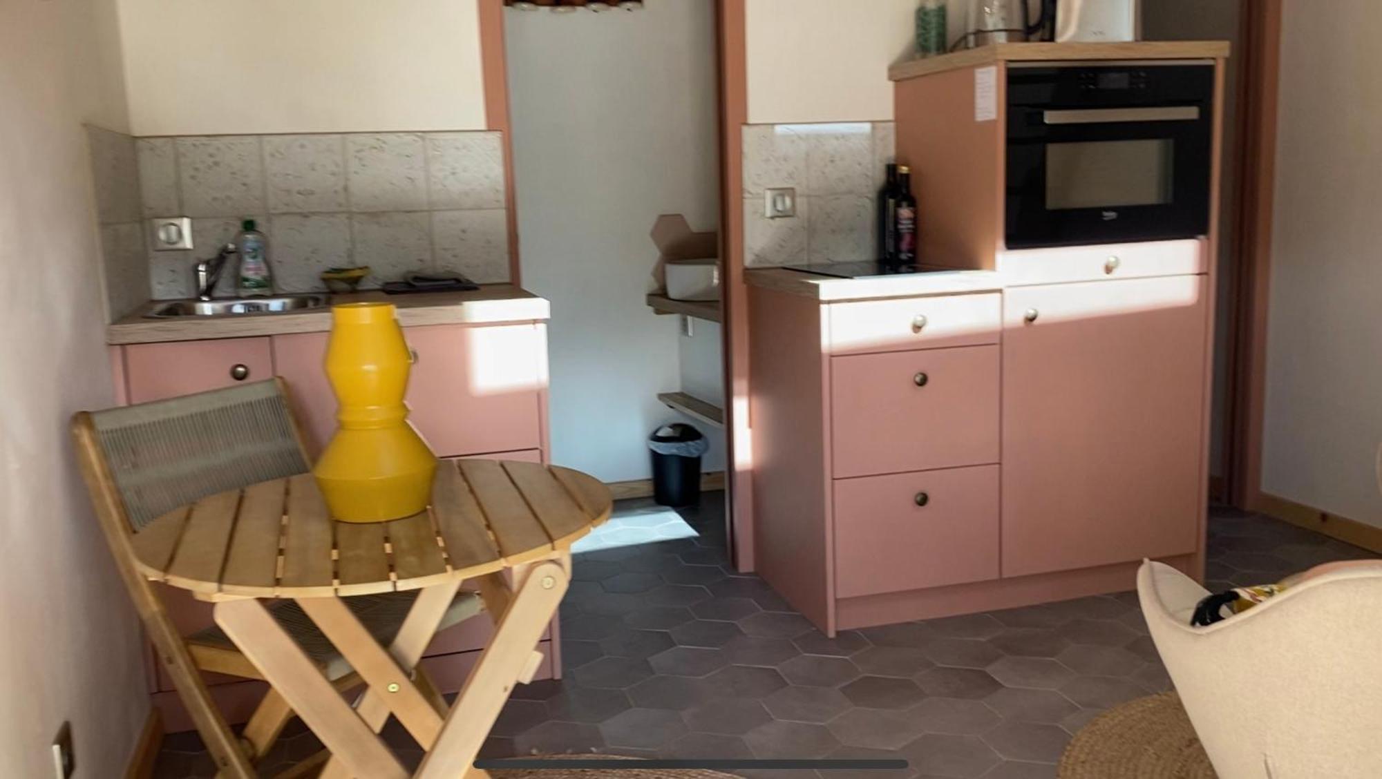 Willa Tiny House De Tempoyrac La Rochette  Zewnętrze zdjęcie